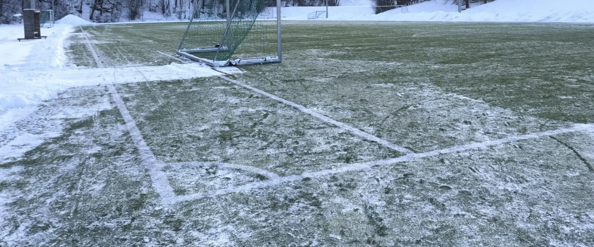 Status på snømåking på Grefsen Stadion